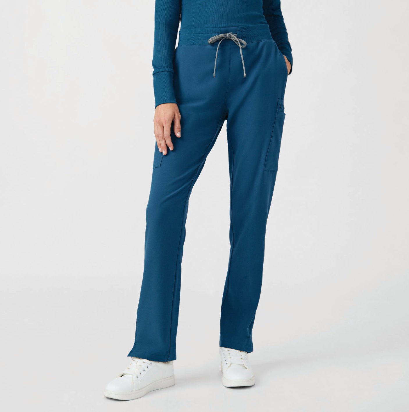 Landau Forward Women's Cargo Scrub Pant Petite Caribbean Blue