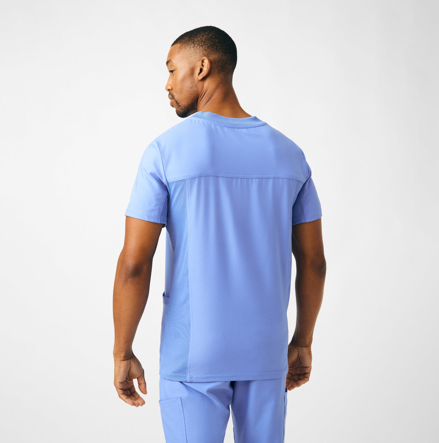 Landau Forward Men's 4-Pocket V-Neck Scrub Top Ceil